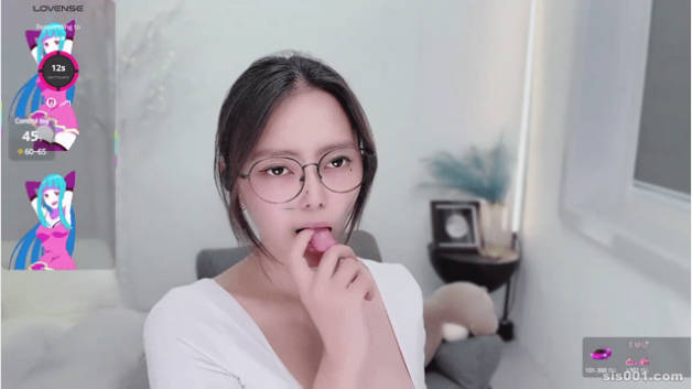【stripchat】极品眼镜妹「natasha2025」黑丝萌妹普通话在线撩骚，声音好听，叫声诱人