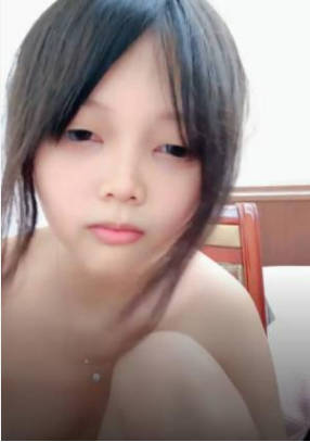 萝莉小学妹【06小狐狸】太清纯了 真空小JK 天然美穴特写 身材好皮肤白 双腿长又直 超级哇塞 (4)}