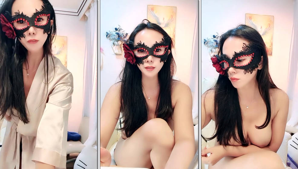 端庄优雅女神【豆奶泡泡花丫】极度反差 空前尺度 顶级大长腿 奶子相当挺 跳蛋自慰