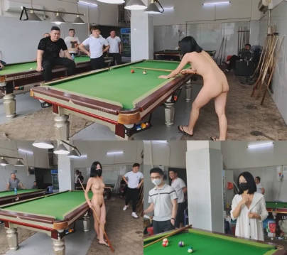 2025年12月最新，人气露出女神，超大胆，【cikaimoon】，全裸台球厅打球，引一群男人开心围观，兄弟们好想扑上去干她！